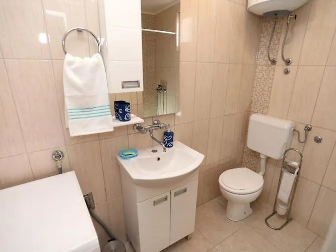 Apartment Meri - Two Bedroom With Balcony Trogir