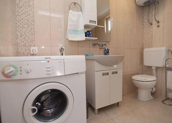 Meri - Two Bedroom With Balcony * Trogir